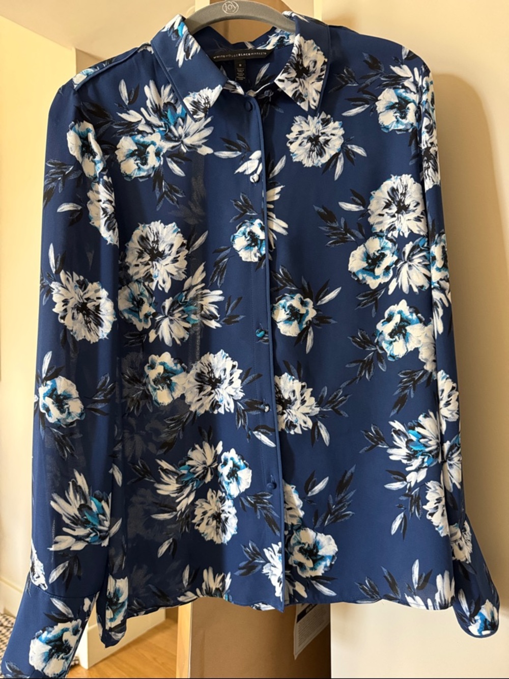 NWOT White House Black Market Women's Floral Button-Up Blouse - Blue